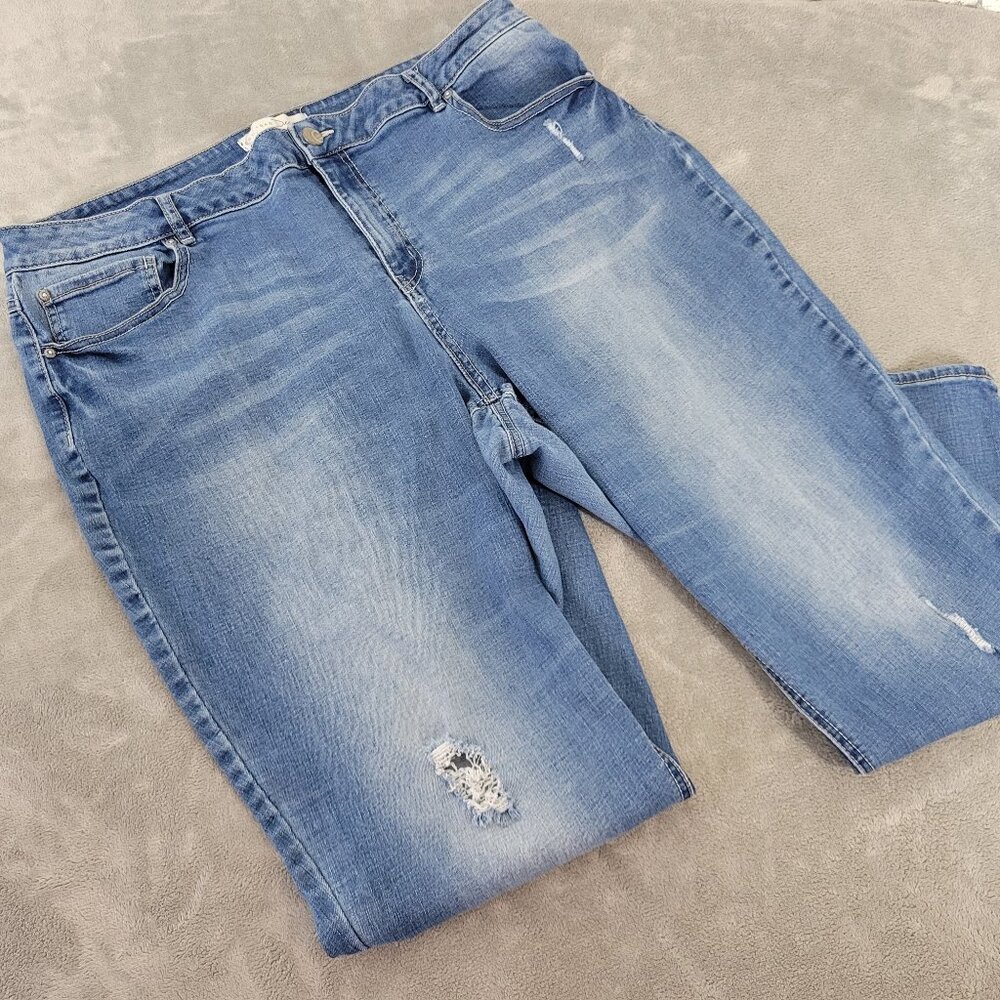 Cato Est 1946 Womens 22W Plus Size Jeans Medium Wash Distressed Straight SL63E